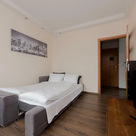 Shortstaypoland Staszica Apartment Warsaw